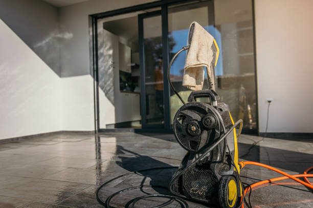 Best Rust Removal  in Lindsay, CA